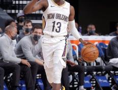 完美竞技-西亚卡姆在老鹰比赛中败北，问鼎冠军引发热议！的简单介绍